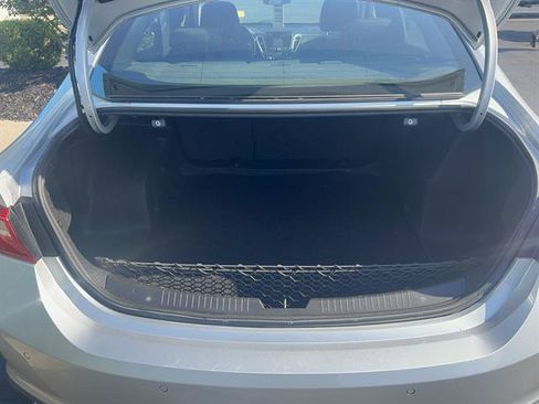 Used 2021 Chevrolet Malibu RS FWD image 16