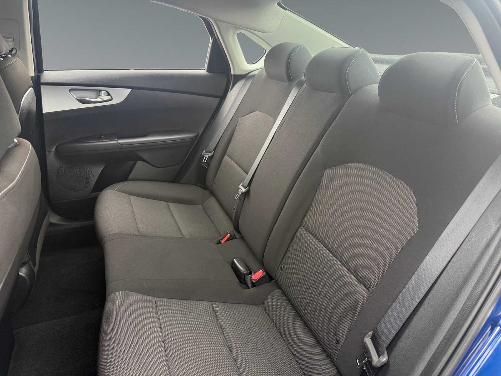 Used 2023 Kia Forte LXS FWD image 13