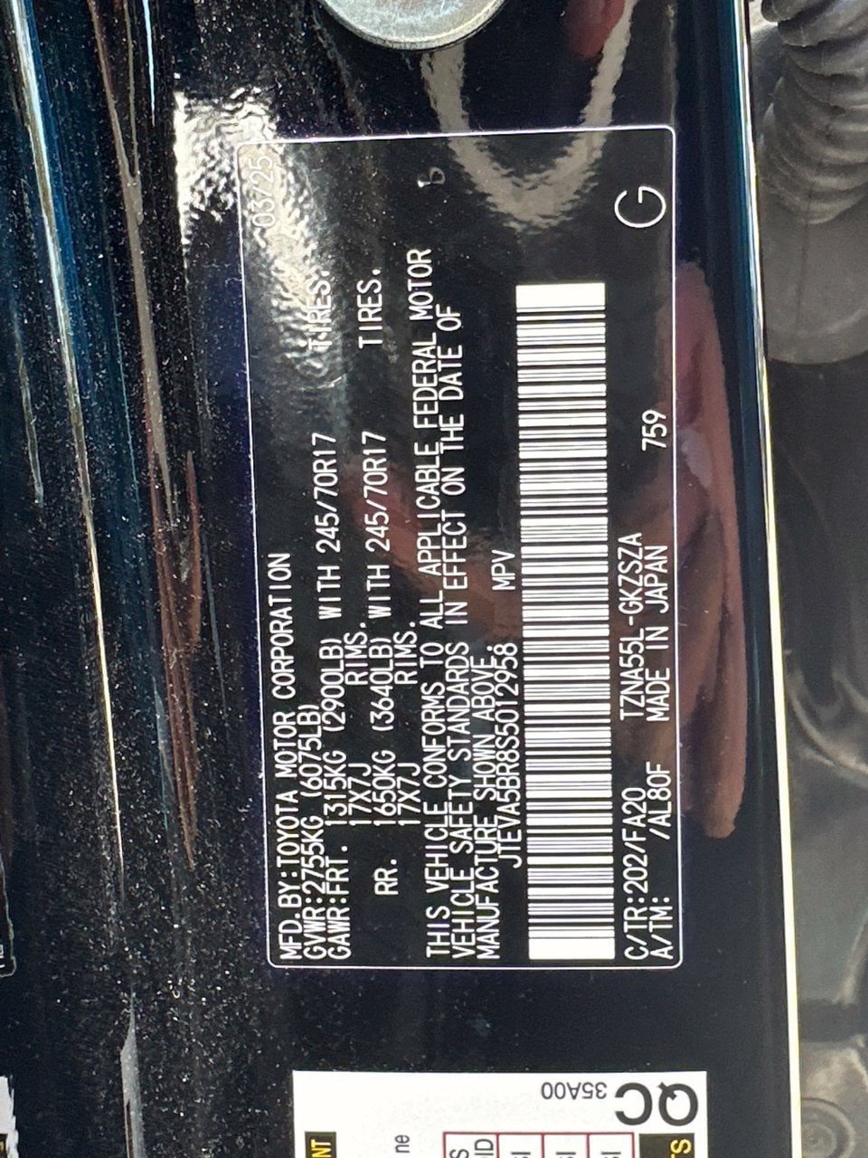 Used 2025 Toyota 4Runner SR5 AWD/4WD image 29