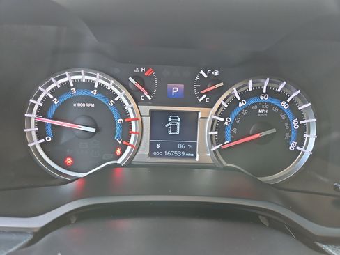 Used 2016 Toyota 4Runner Limited image 16