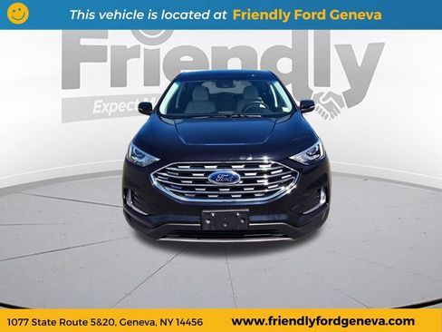 Used 2019 Ford Edge Titanium w/ Cold Weather Package AWD/4WD image 2