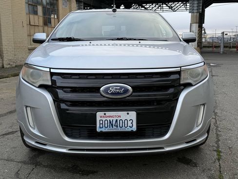 Used 2011 Ford Edge Sport w/ Driver Entry Pkg AWD/4WD image 28