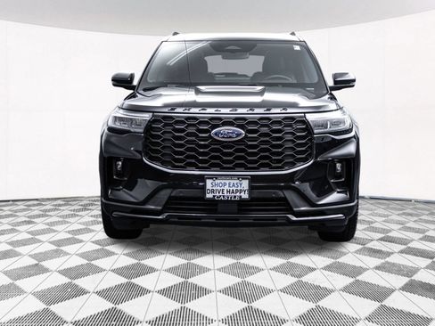 Used 2025 Ford Explorer ST-Line w/ Premium Package AWD/4WD image 17