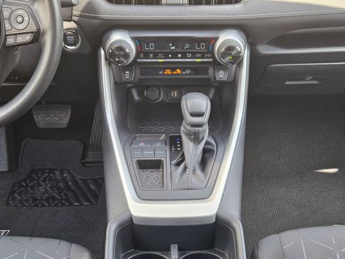 Used 2025 Toyota RAV4 XLE w/ Convenience Package FWD image 20