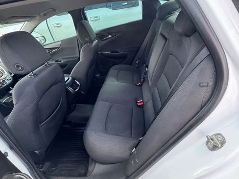 Used 2016 Chevrolet Malibu LT FWD image 4