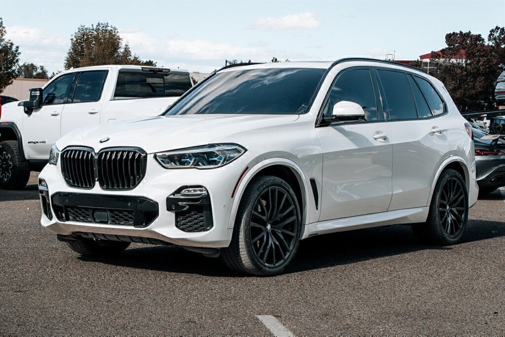 Used 2021 BMW X5 M50i w/ Executive Package AWD/4WD image 48