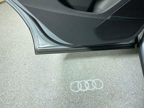 Certified 2025 Audi Q7 3.0T Premium Plus image 11