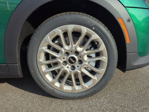 New 2026 MINI Cooper S image 25