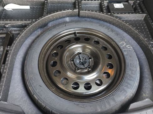 Used 2019 Ford Escape SE image 20