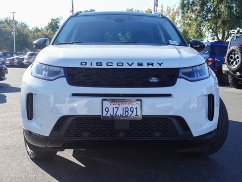 Used 2023 Land Rover Discovery Sport SE image 3