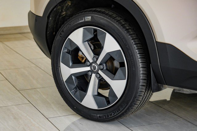 Used 2023 Volvo XC40 B5 Ultimate w/ Protection Package Premier AWD/4WD image 68
