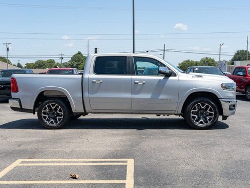 Used 2026 RAM 1500 Laramie AWD/4WD image 6