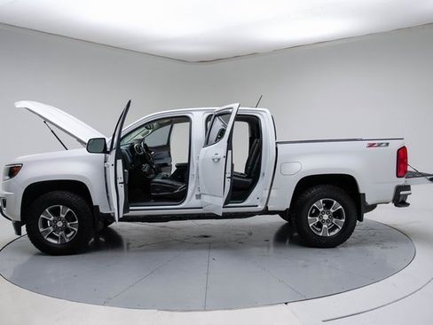Used 2017 Chevrolet Colorado Z71 image 18