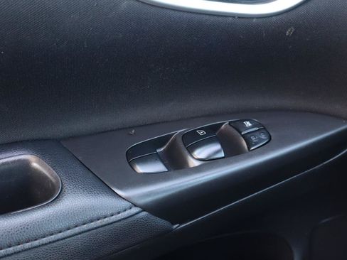 Used 2019 Nissan Sentra SV FWD image 25