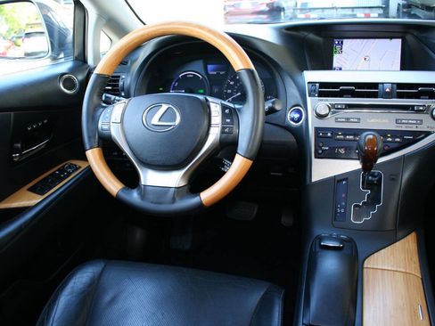 Used 2014 Lexus RX 450h AWD image 15