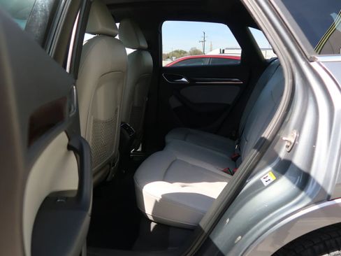 Used 2016 Audi Q3 2.0T Premium Plus w/ Technology Package FWD image 19