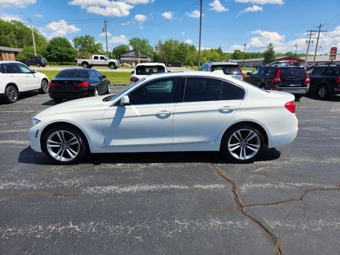 Used 2018 BMW 330i xDrive Sedan w/ Convenience Package image 3