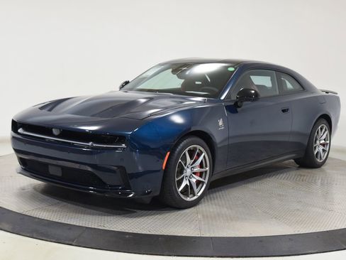 Used 2024 Dodge Charger Daytona Scat Pack w/ Plus Group AWD/4WD image 5