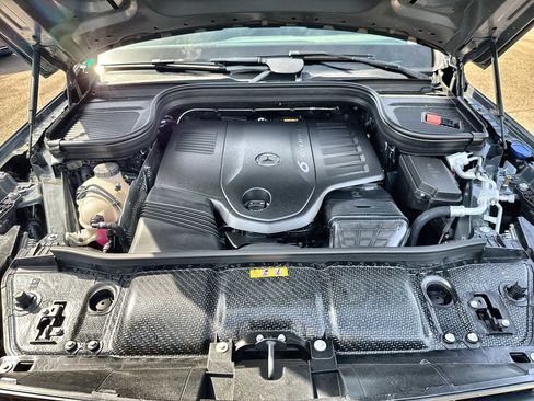 New 2026 Mercedes-Benz GLS 450 4MATIC image 13