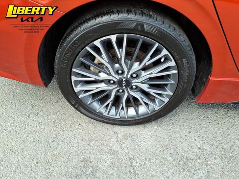 Certified 2023 Kia Forte GT-Line w/ GT-Line Premium Package image 7