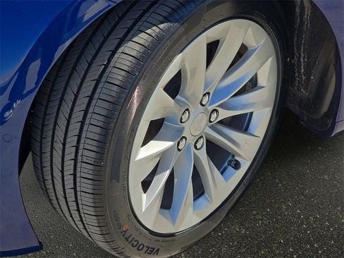 Used 2020 Tesla Model S Long Range image 36