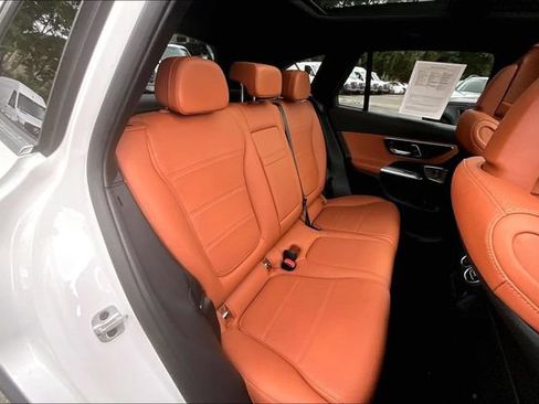 Used 2026 Mercedes-Benz GLC 300 4MATIC image 16