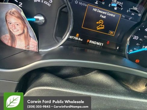 Used 2019 Ford F350 Lariat w/ Lariat Ultimate Package AWD/4WD image 13