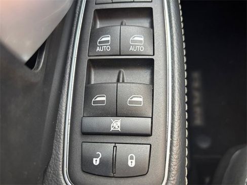 Used 2024 RAM 3500 SLT w/ Quick Order Package 2YG SLT image 17