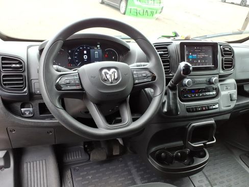 Used 2025 RAM ProMaster 2500 w/ U-Haul Equipment Group FWD image 19