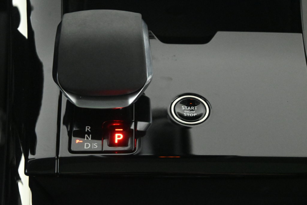 Used 2024 Land Rover Range Rover Sport SE AWD/4WD image 22