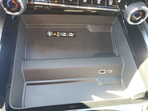 New 2026 Chevrolet Suburban RST w/ Comfort Package image 30