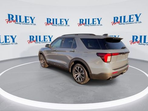 New 2026 Ford Explorer ST-Line AWD/4WD image 6