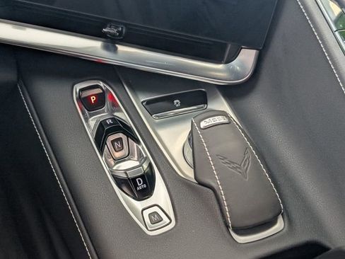 Used 2023 Chevrolet Corvette Stingray Convertible w/ 1LT image 18