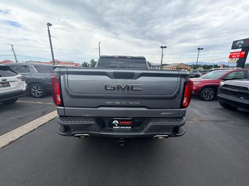 Used 2021 GMC Sierra 1500 AT4 w/ AT4 Value Package AWD/4WD image 5