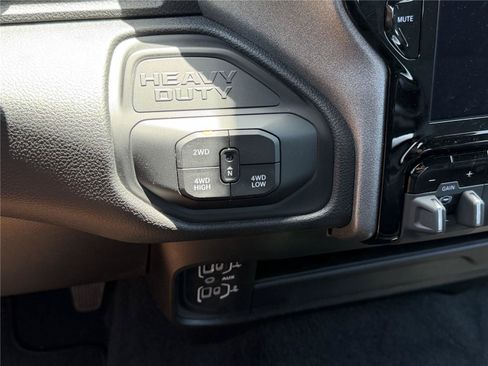 Used 2025 RAM 2500 Tradesman AWD/4WD image 24