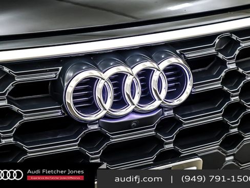 Used 2023 Audi Q5 2.0T Premium Plus w/ Premium Plus Package image 12