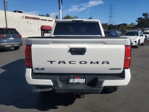 New 2025 Toyota Tacoma TRD Off-Road image 4