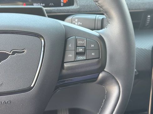 Used 2025 Ford Mustang Mach-E Premium AWD/4WD image 28