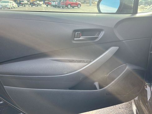 Used 2023 Toyota Corolla LE image 10