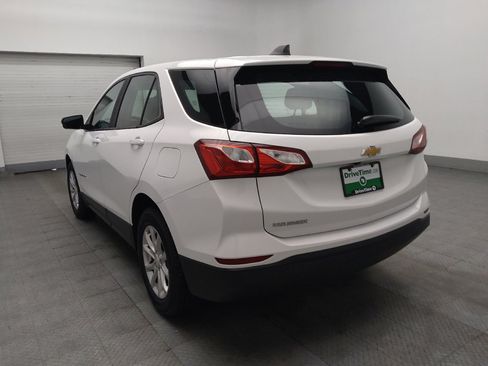 Used 2021 Chevrolet Equinox LS FWD image 5