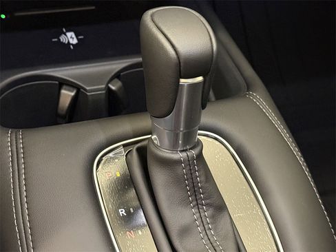 New 2026 Honda HR-V EX-L image 28