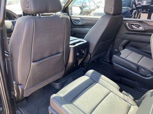 Used 2023 Chevrolet Suburban Z71 AWD/4WD image 24