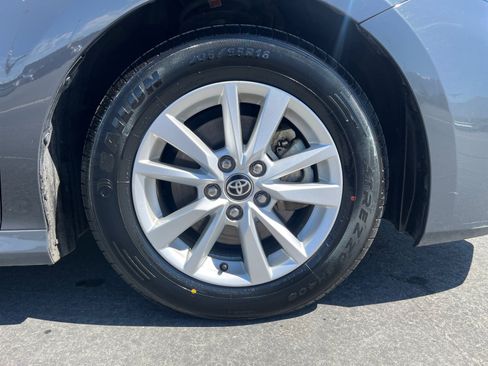 Used 2025 Toyota Camry LE FWD image 30