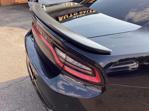 Used 2019 Dodge Charger SXT w/ Blacktop Package image 25