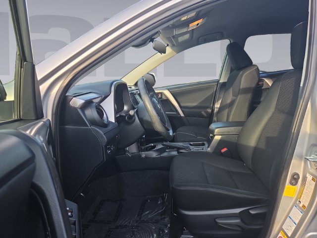 Used 2018 Toyota RAV4 LE w/ All Weather Liner Package AWD/4WD image 10