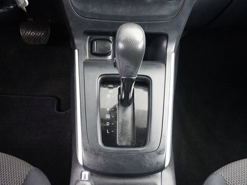 Used 2017 Nissan Sentra S FWD image 32