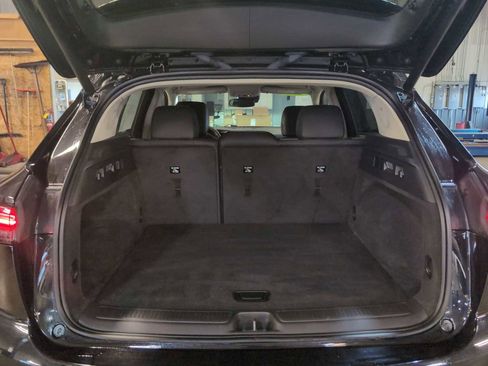 Used 2023 Buick Envision Essence image 22