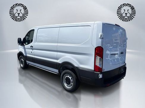 New 2026 Ford Transit 250 Low Roof RWD image 7