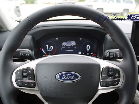 New 2026 Ford Explorer Active image 16