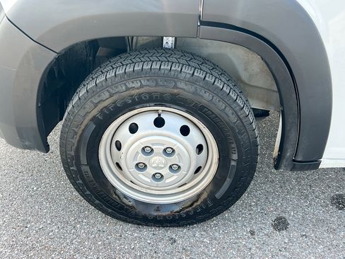 Used 2023 RAM ProMaster 2500 image 13